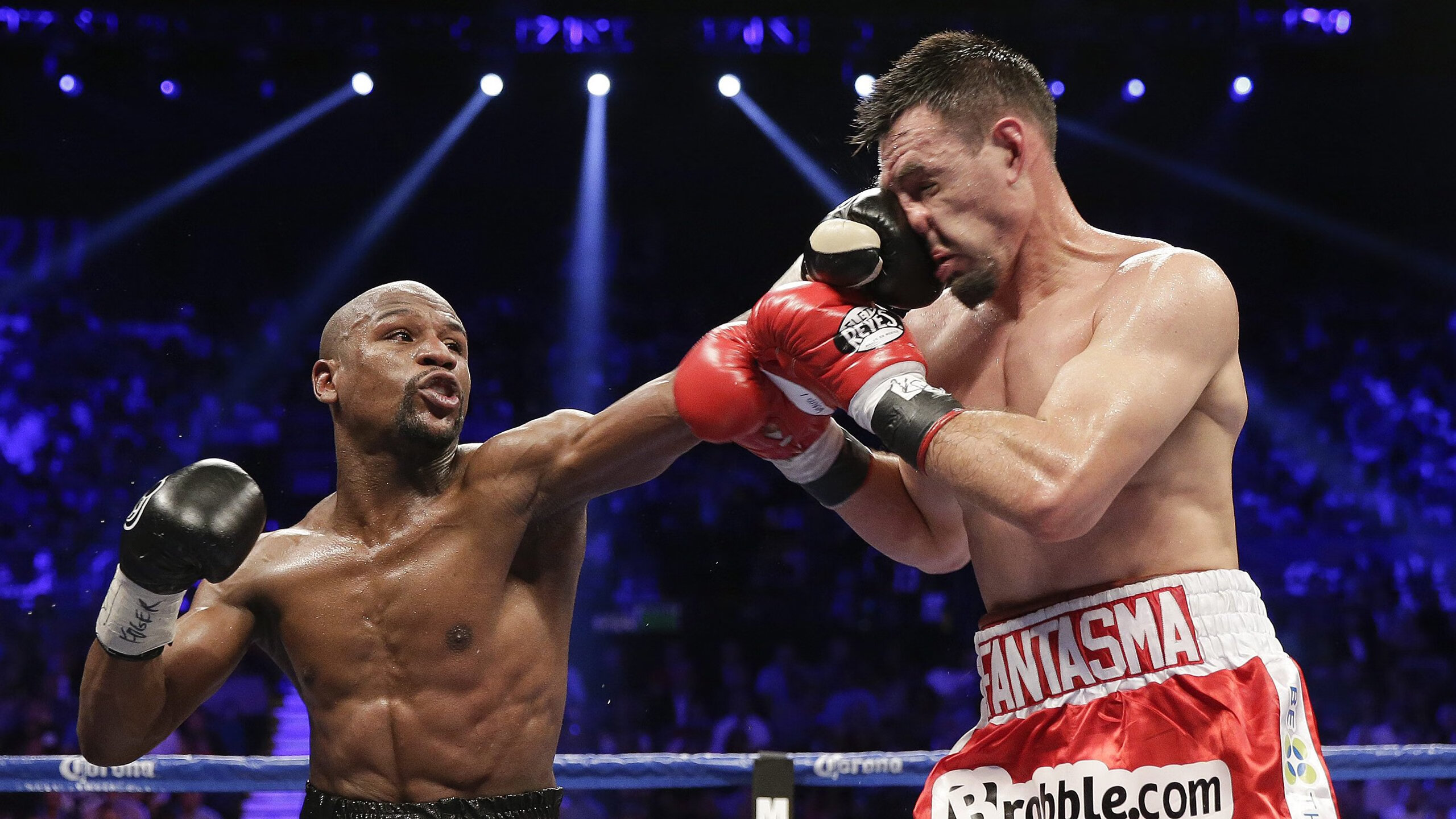 “天王级对决，联盟最强投手面对爆发的超级击球手”